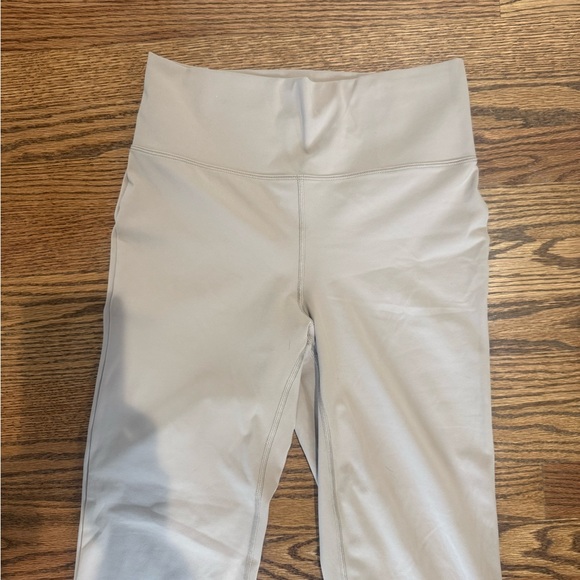 Vuori Cream Flared Leggings - Picture 3 of 3
